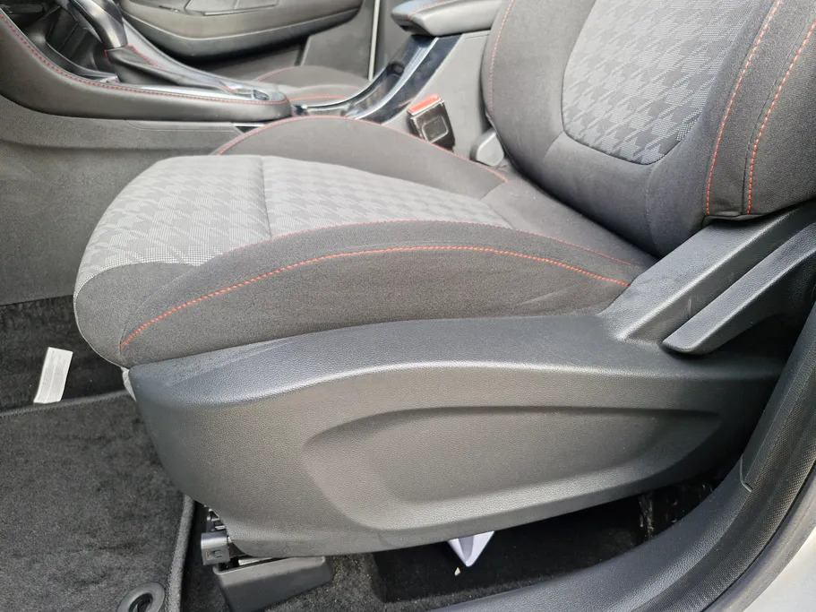 ام جي ZS STD 2023 