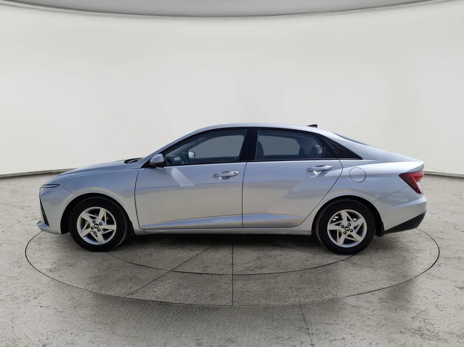 2024 Hyundai Accent Fleet 