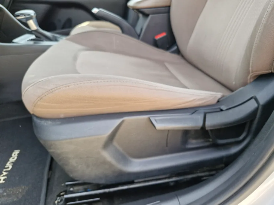 2024 Hyundai Accent Fleet 