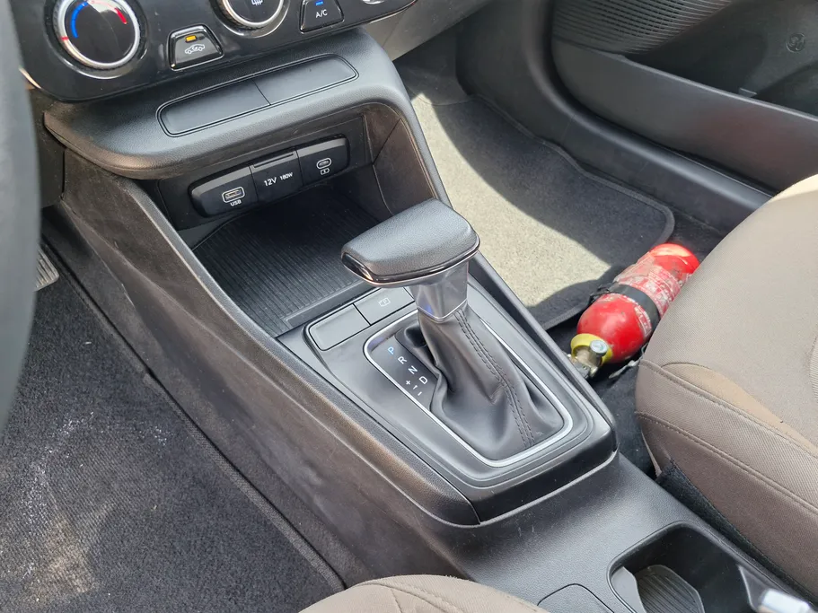 2024 Hyundai Accent Fleet 