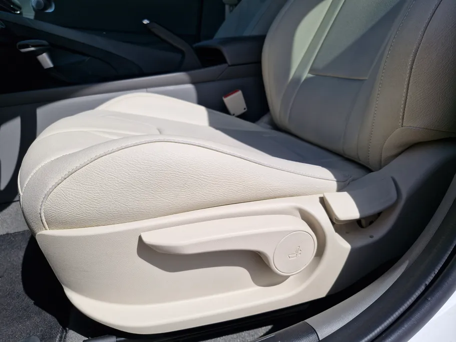 2023 Hyundai Elantra Smart 