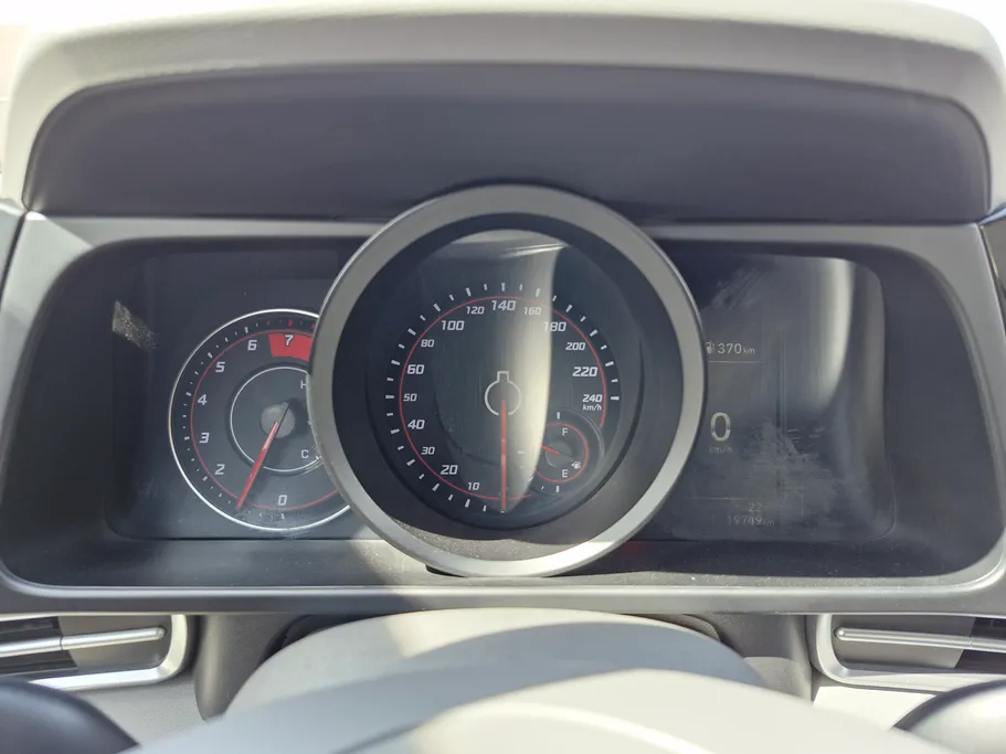 2023 Hyundai Elantra Smart 