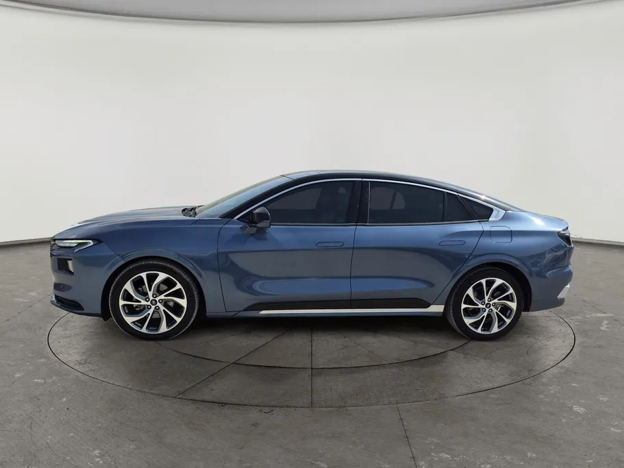 2023 Ford Taurus Titanium 