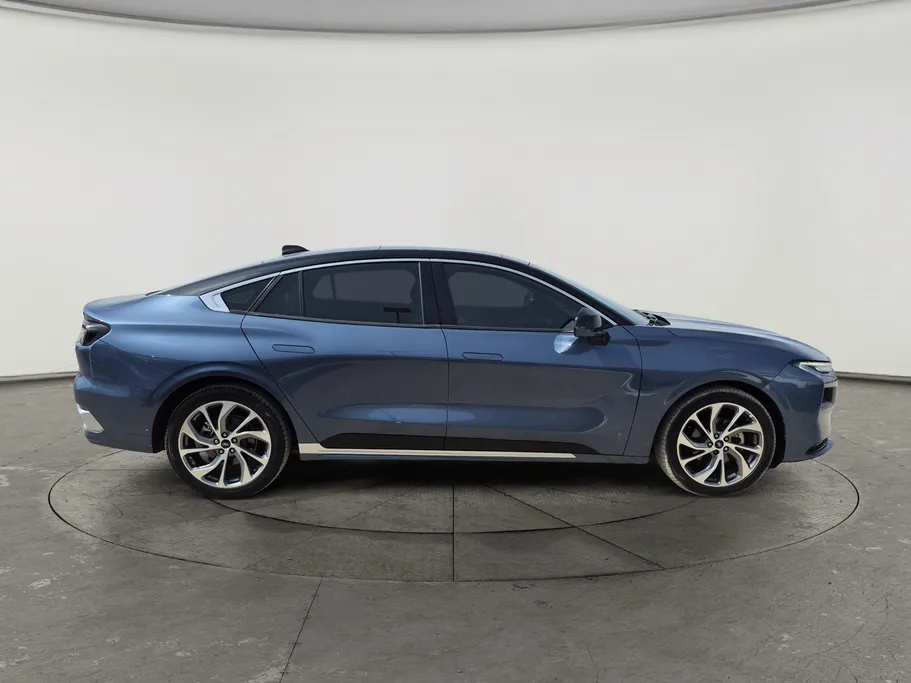 2023 Ford Taurus Titanium 