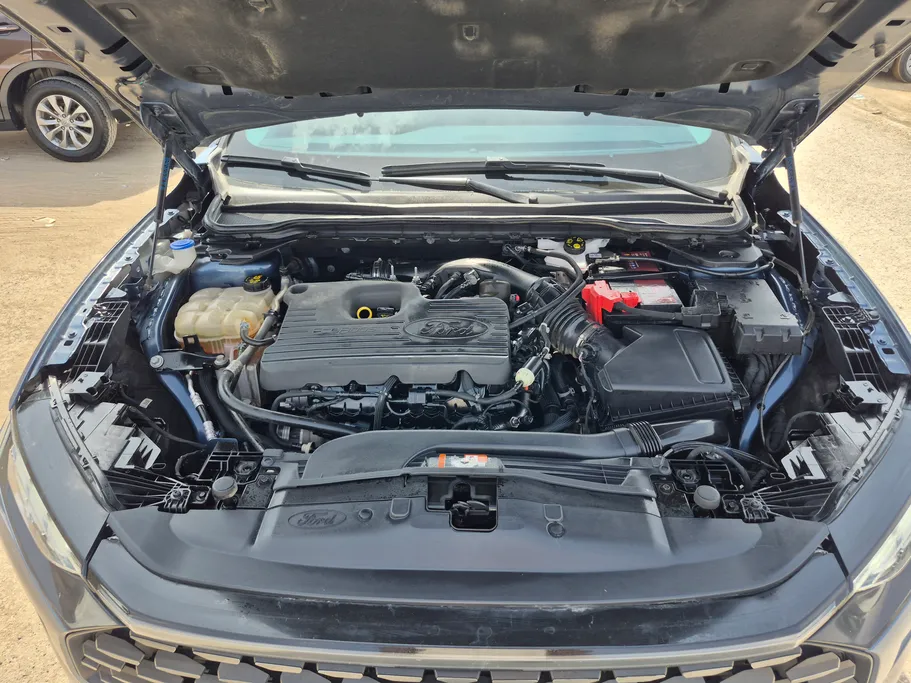 2023 Ford Taurus Titanium 