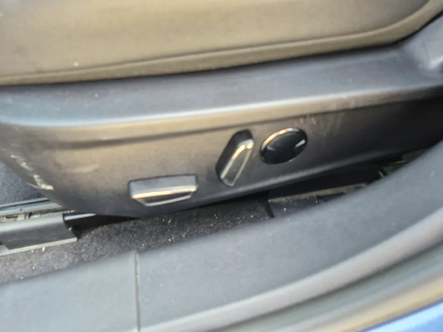 2023 Ford Taurus Titanium 