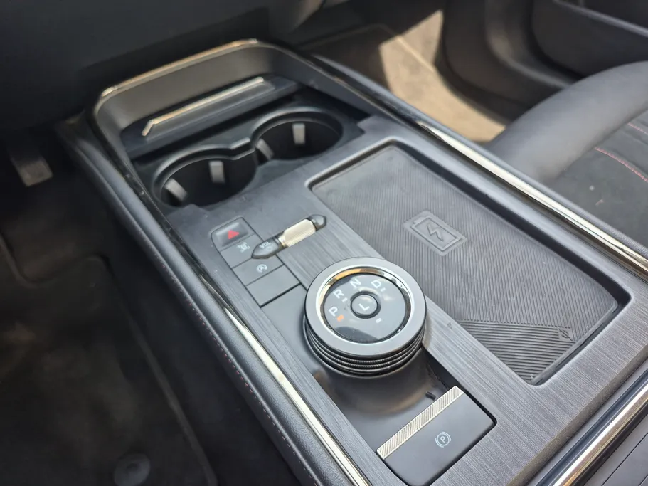 2023 Ford Taurus Titanium 