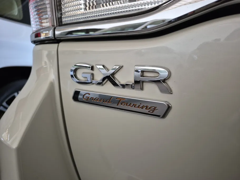 2019 Toyota Land Cruiser Grand Touring 