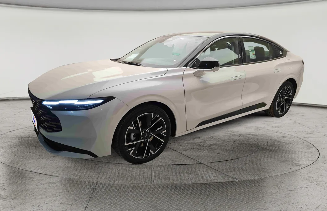 فورد تورس تيتانيوم الإصدار الجديد 2026 