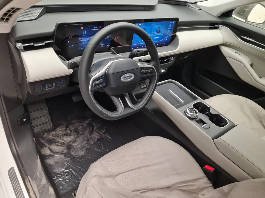 فورد تورس تيتانيوم الإصدار الجديد 2026 