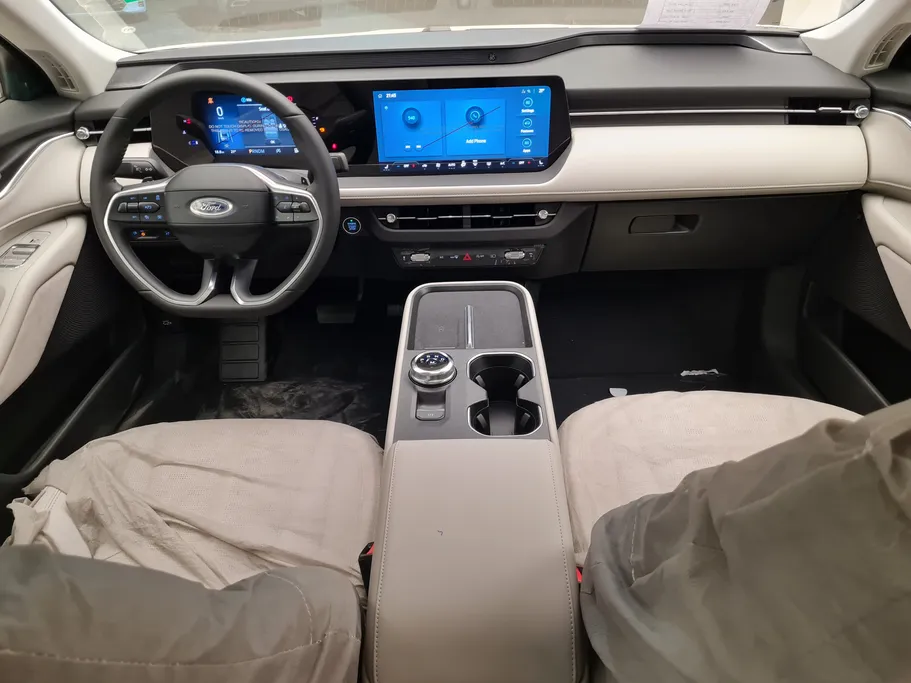 فورد تورس تيتانيوم الإصدار الجديد 2026 