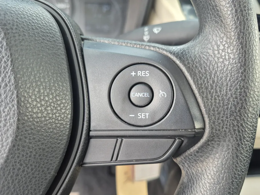 تويوتا كورولا XLI 2024 