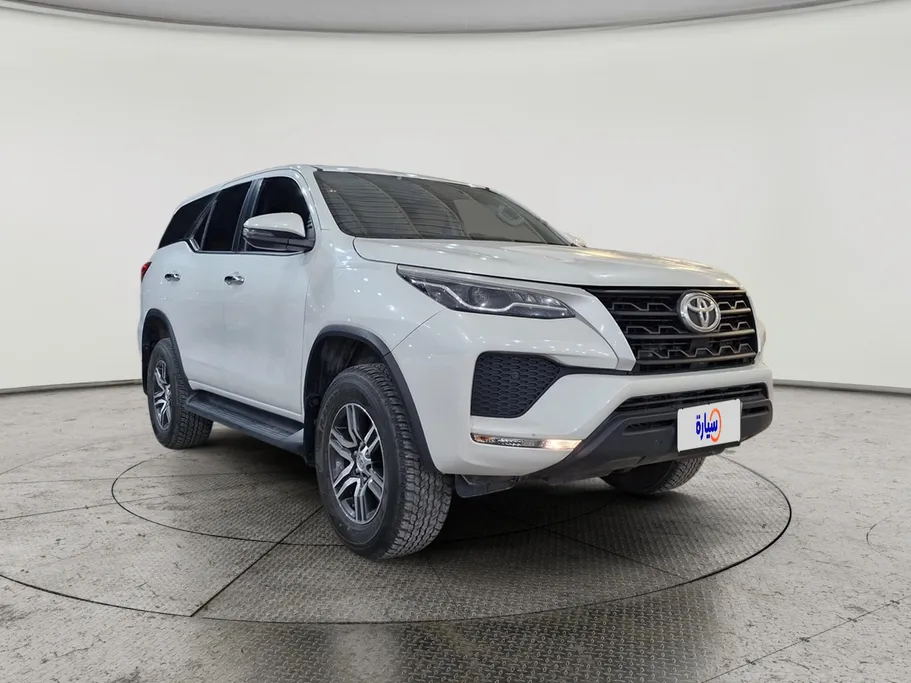 تويوتا فورتشنر GX 2025 