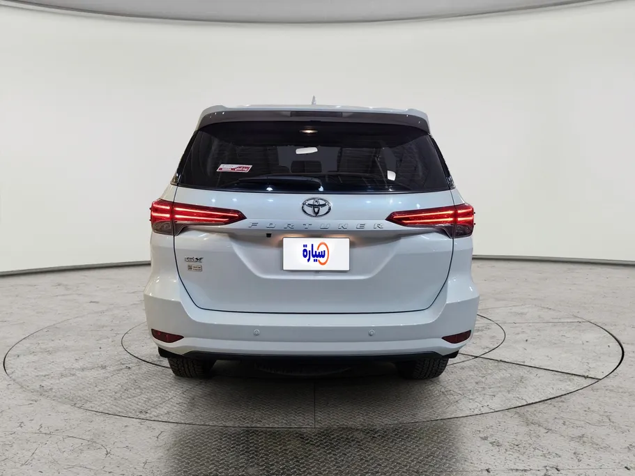 تويوتا فورتشنر GX 2025 