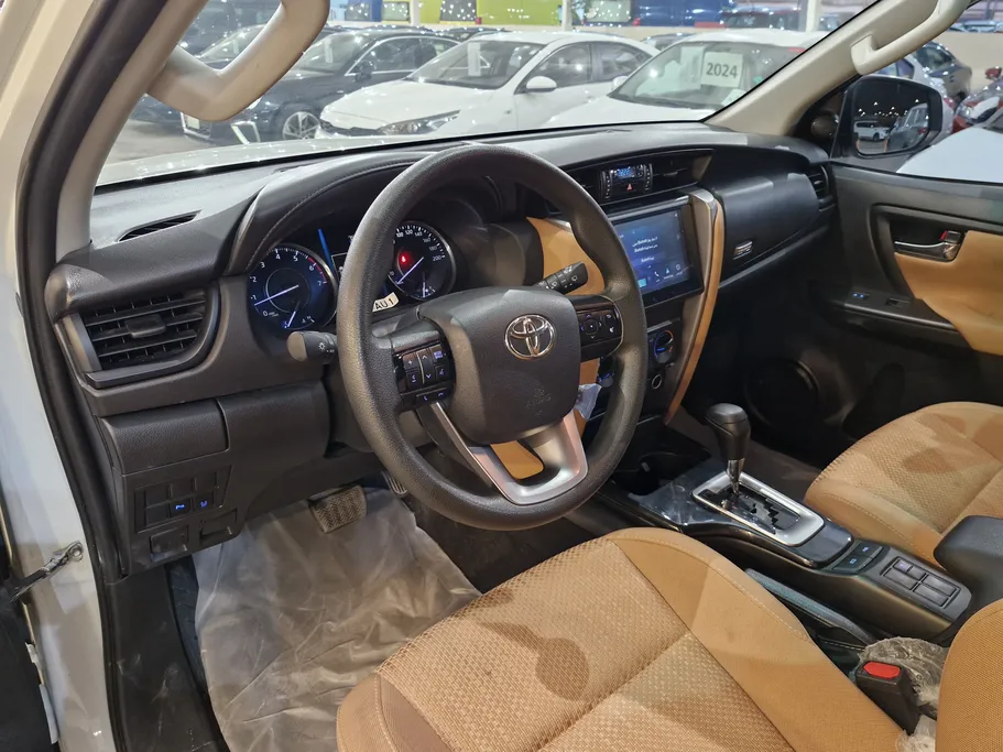 تويوتا فورتشنر GX 2025 