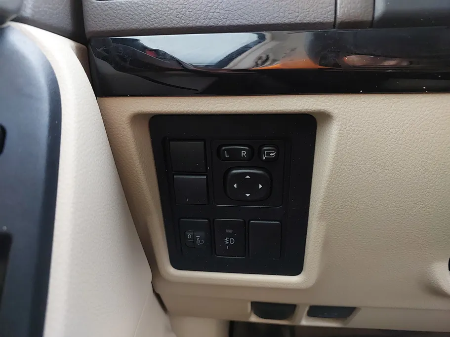 تويوتا برادو TXL 2023 