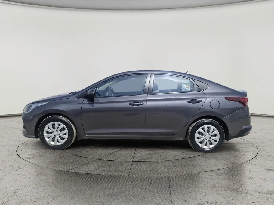 2022 Hyundai Accent Smart 