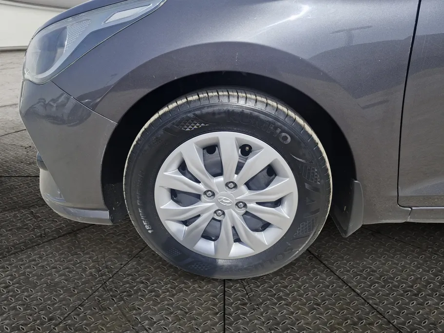 2022 Hyundai Accent Smart 