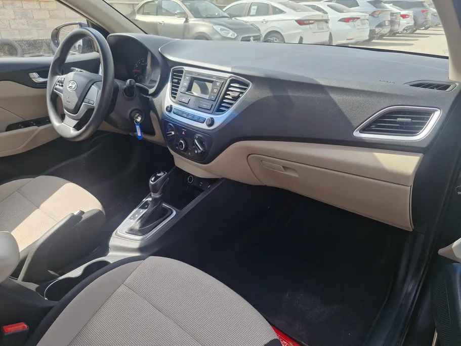 2022 Hyundai Accent Smart 