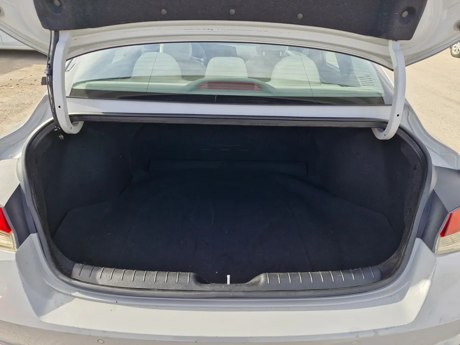 2023 Hyundai Elantra Fleet 