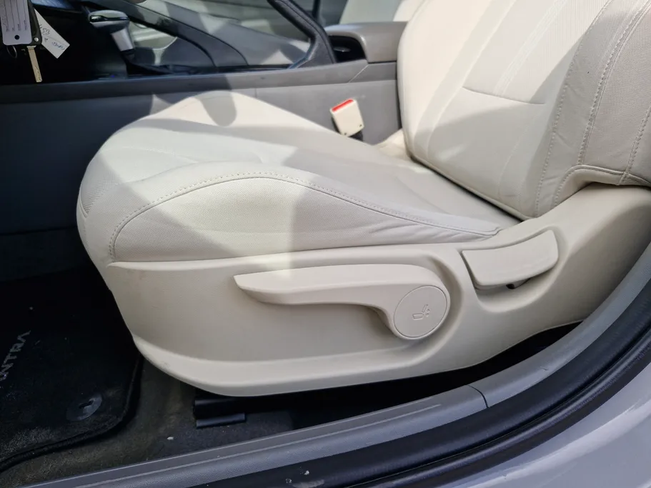 2023 Hyundai Elantra Fleet 