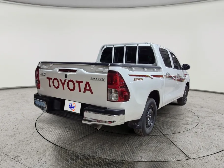 2025 Toyota Hilux GLS 