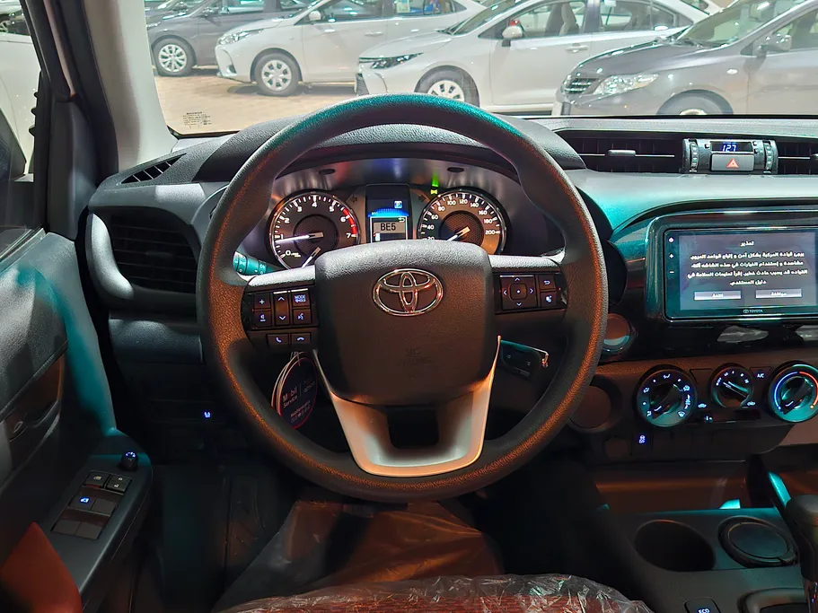 2025 Toyota Hilux GLS 