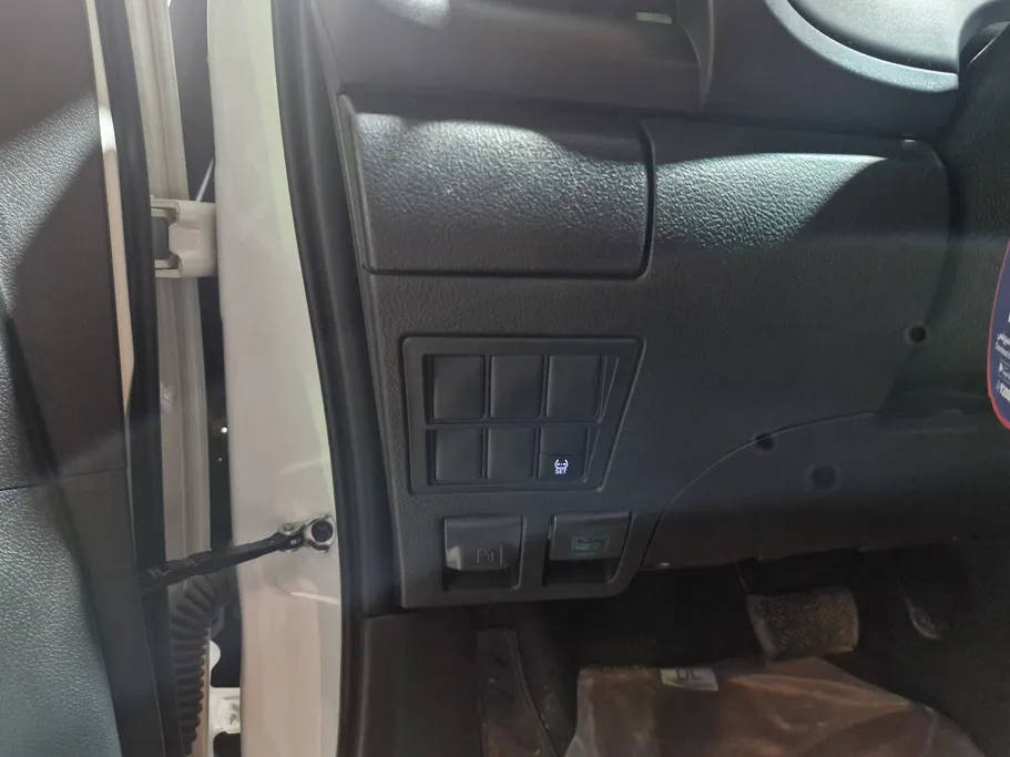 2025 Toyota Hilux GLS 