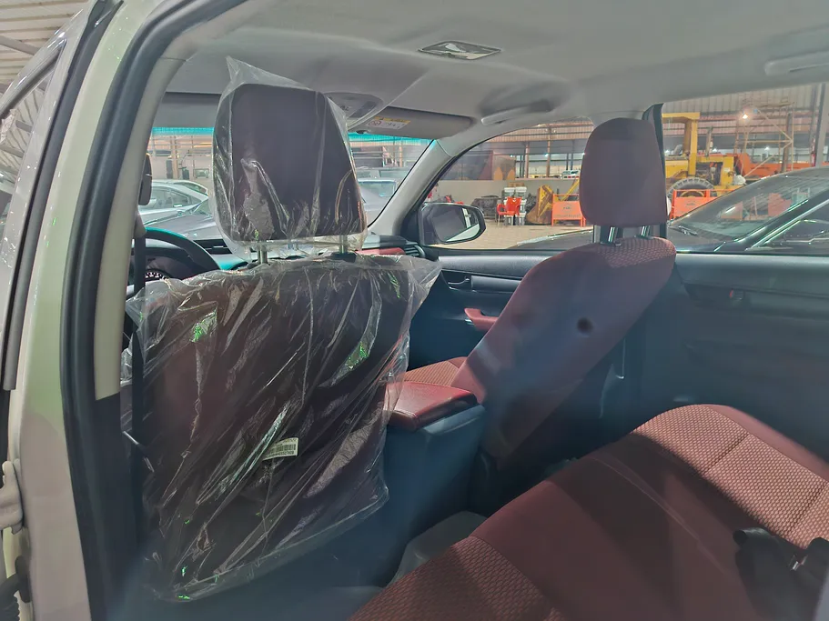 2025 Toyota Hilux GLS 