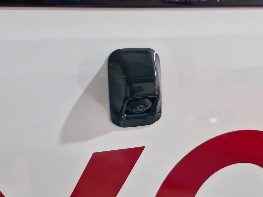 2025 Toyota Hilux GLS 