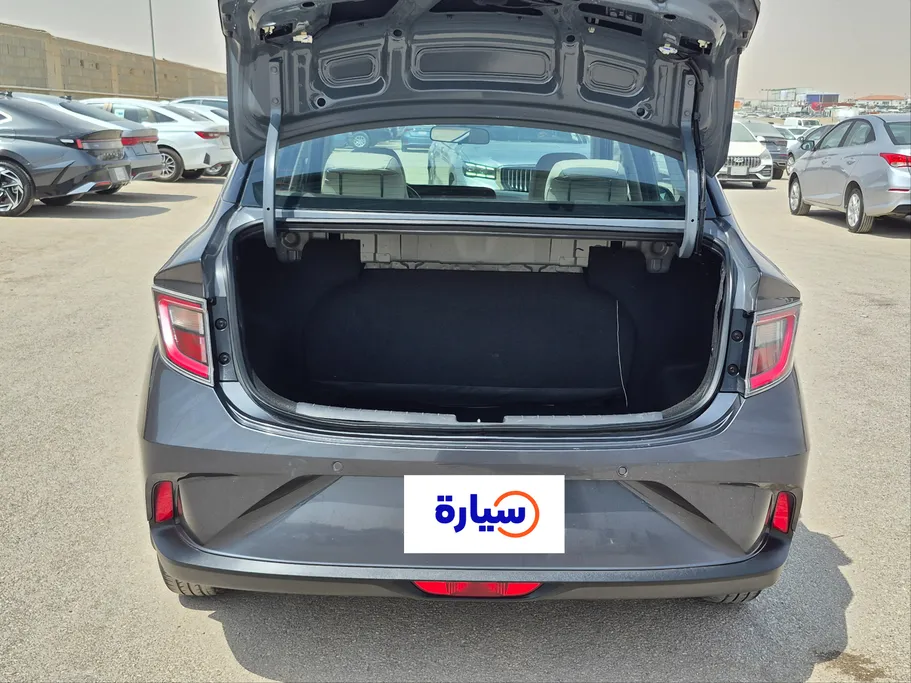 هيونداي Grand i10 فلييت 2024 