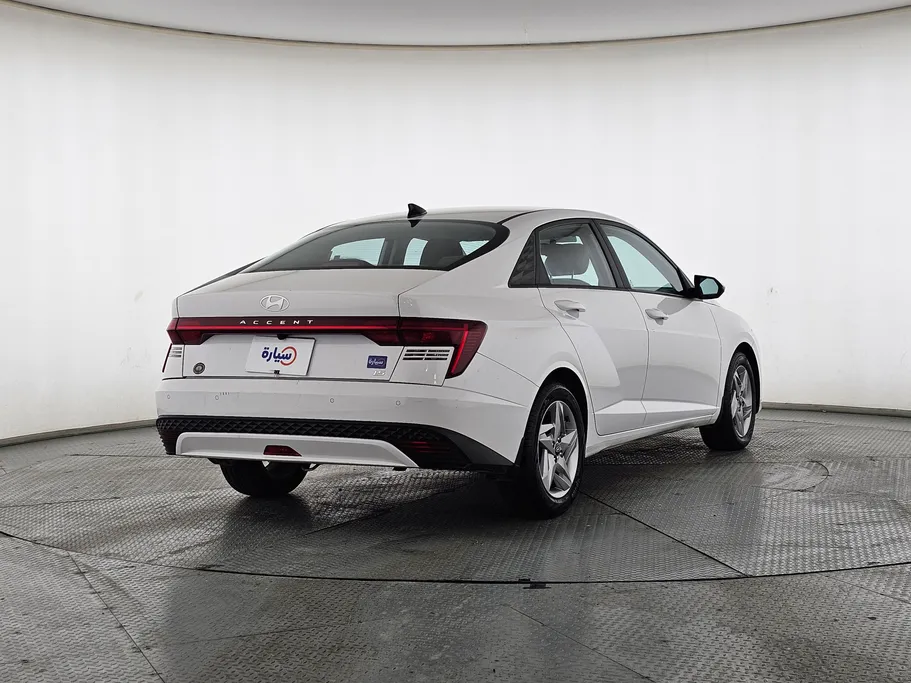 2024 Hyundai Accent Smart 