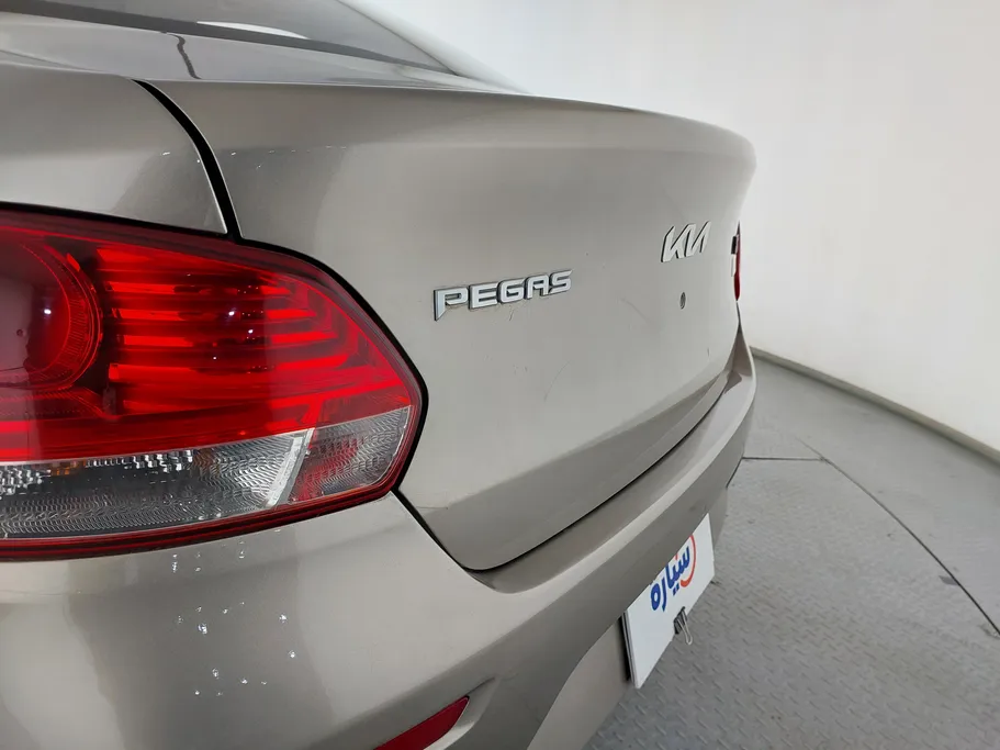 2023 Kia Pegas GL 