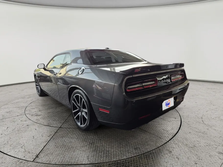 دودج تشالنجر RT 2022 