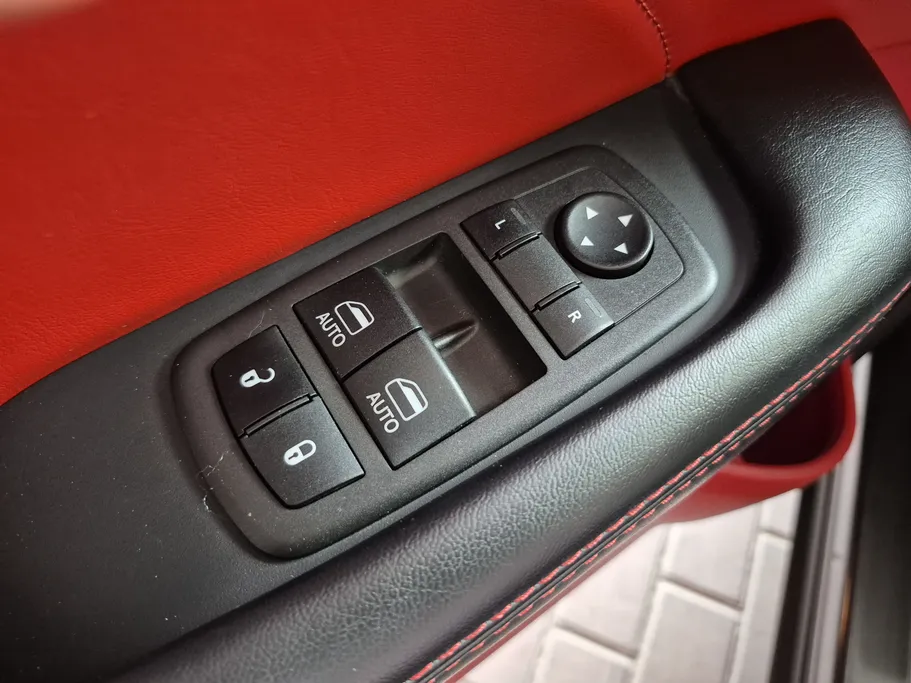 دودج تشالنجر RT 2022 