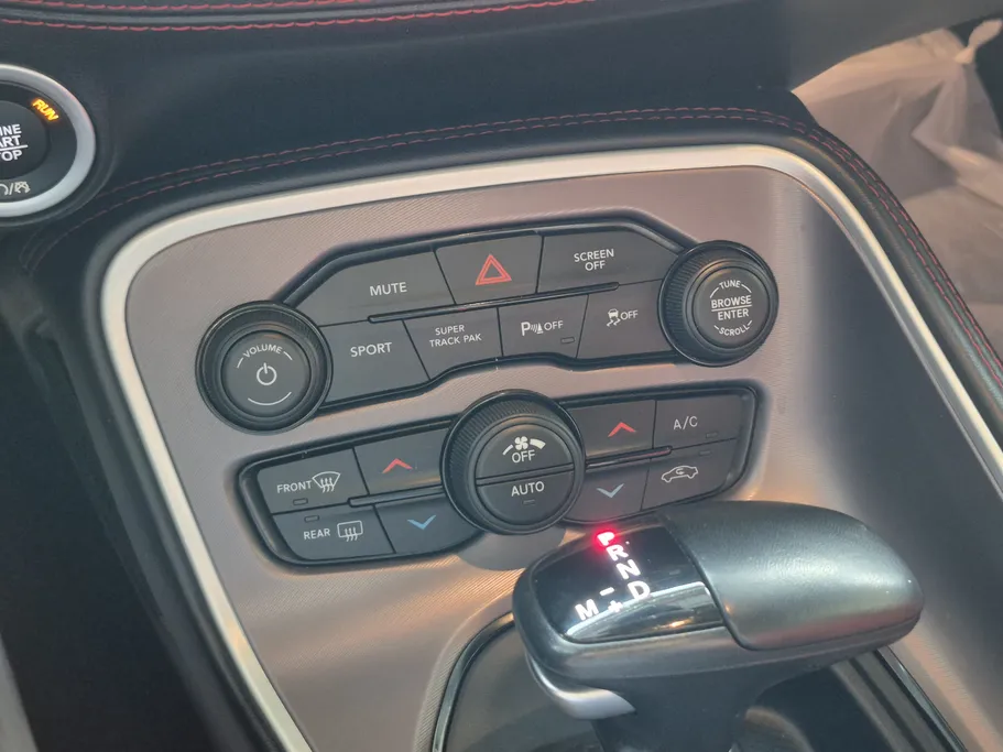 دودج تشالنجر RT 2022 