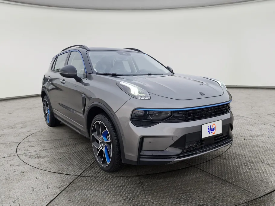 2024 Lynk and Co 01 Louder Pro 