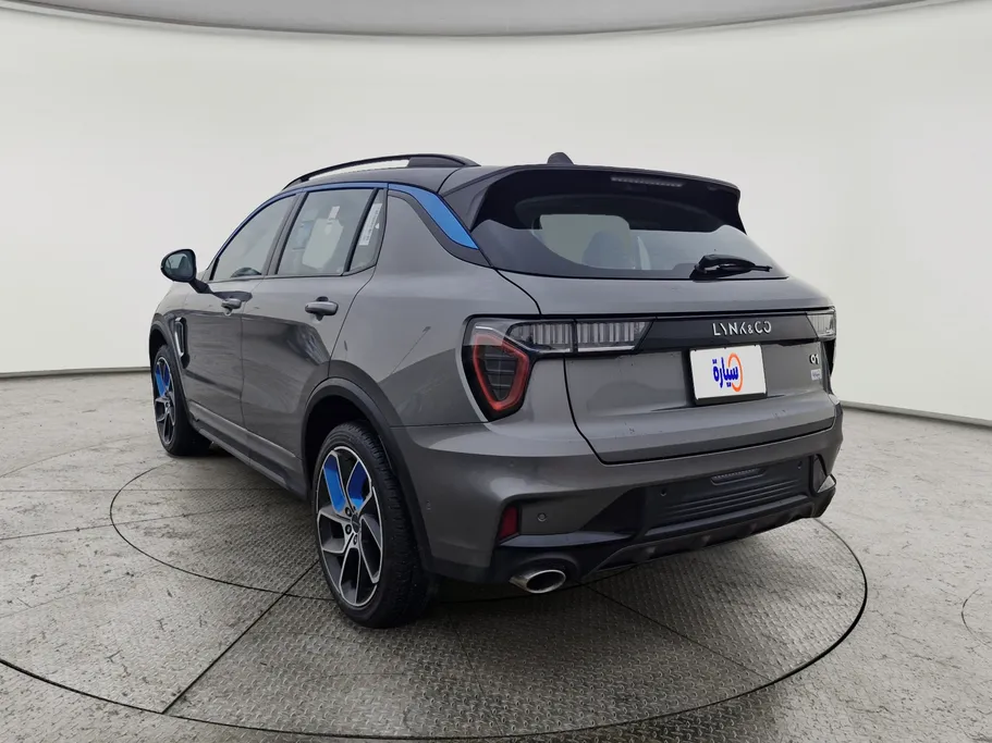 2024 Lynk and Co 01 Louder Pro 