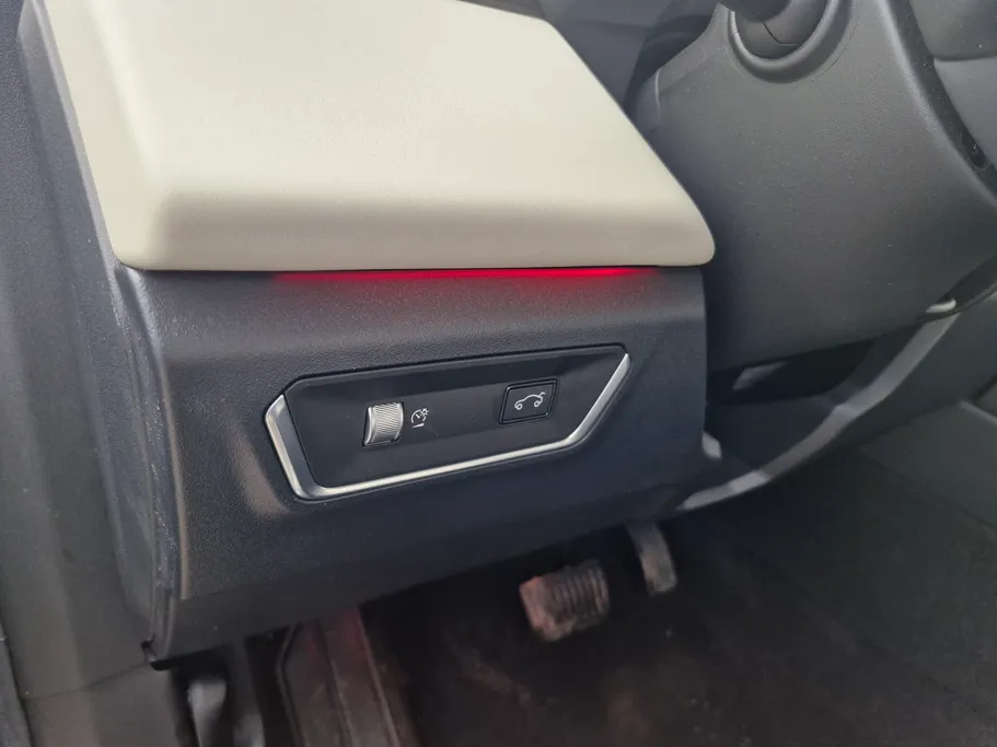 2024 Lynk and Co 01 Louder Pro 