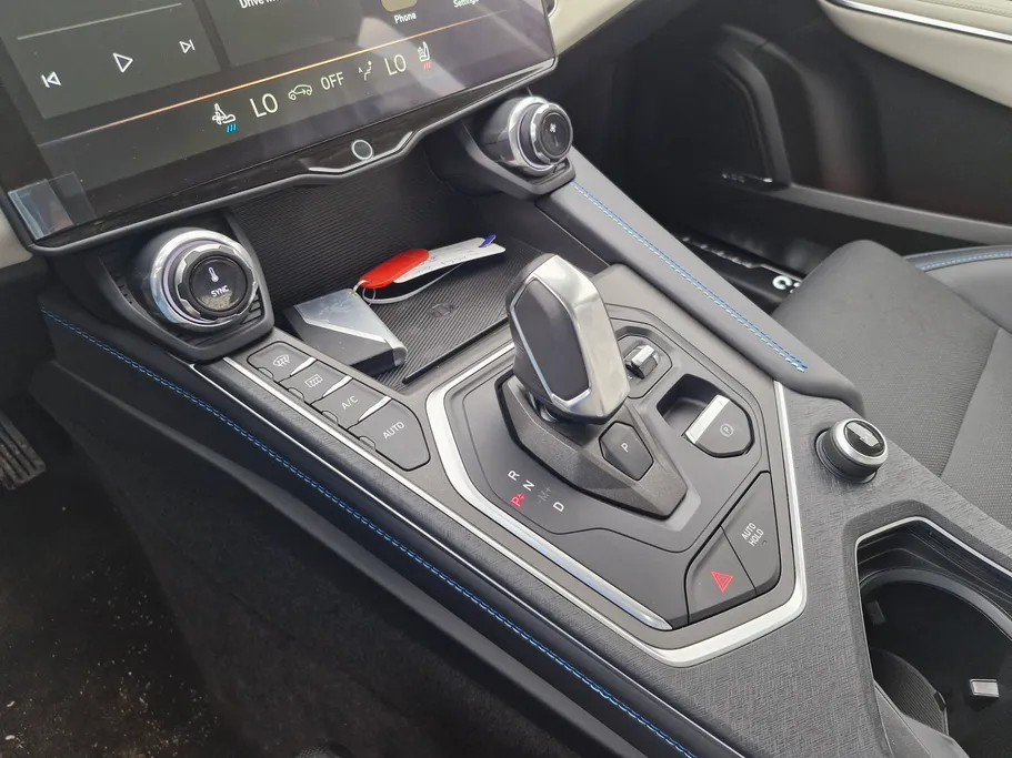 2024 Lynk and Co 01 Louder Pro 