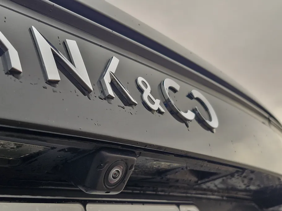 2024 Lynk and Co 01 Louder Pro 