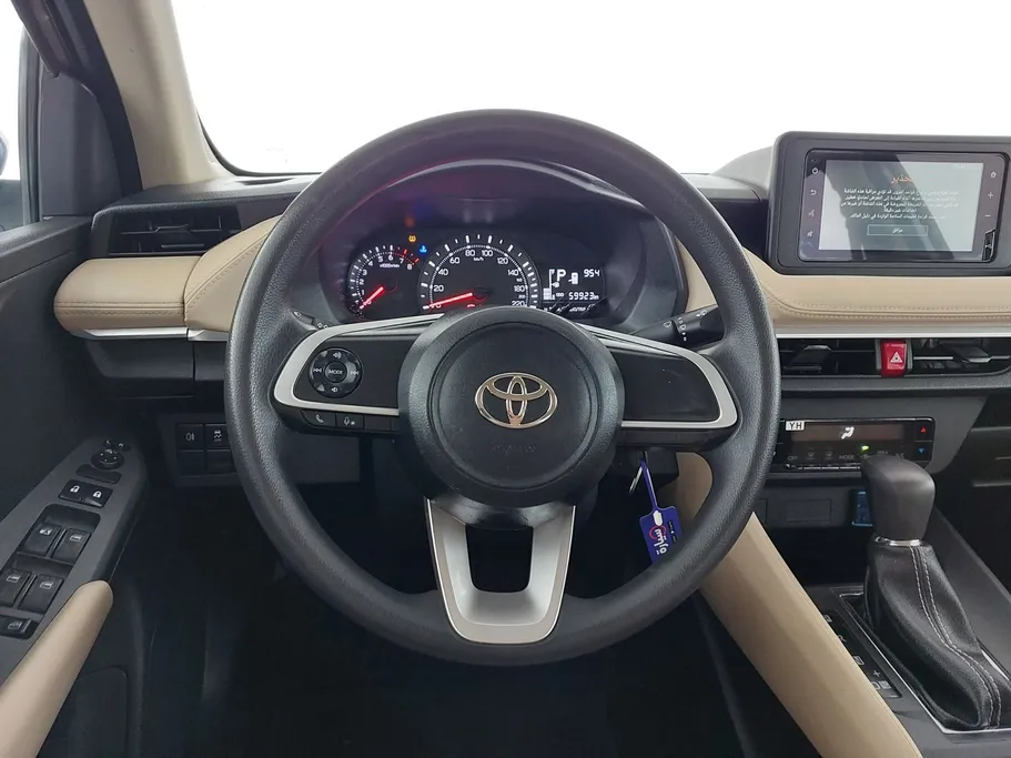 تويوتا يارس Y 2024 