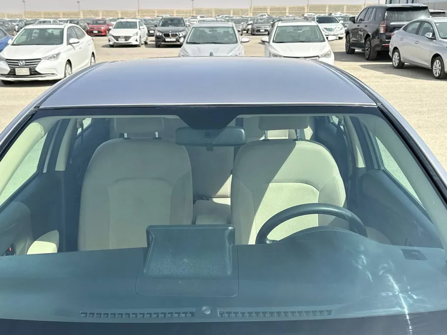 2024 Toyota Yaris  Y 