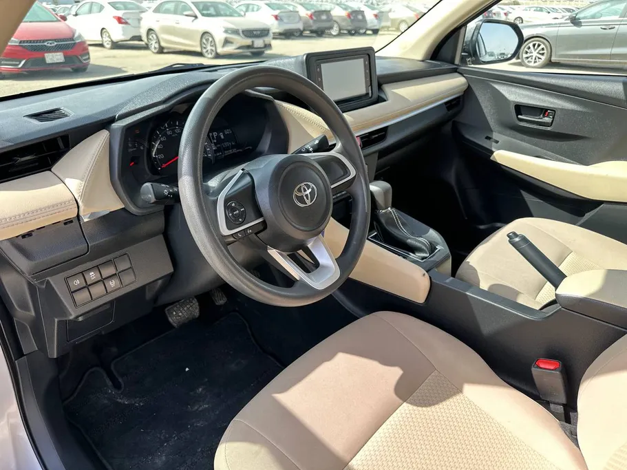 2024 Toyota Yaris  Y 