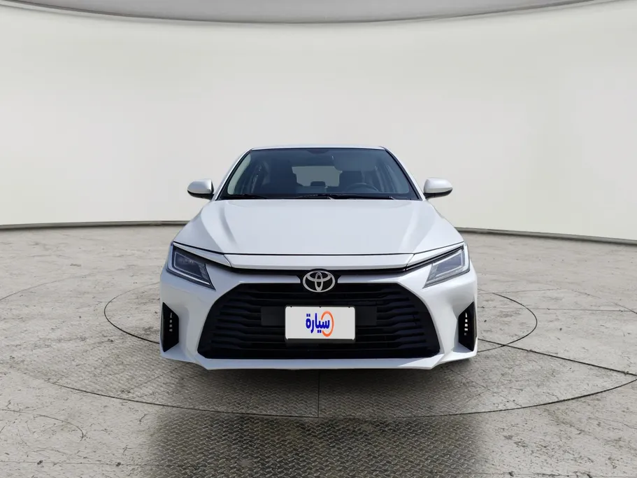 2023 Toyota Yaris  Y 