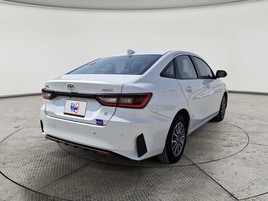 2023 Toyota Yaris  Y 