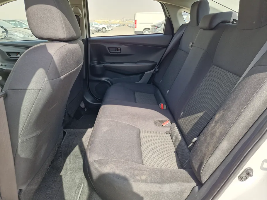 2023 Toyota Yaris  Y 