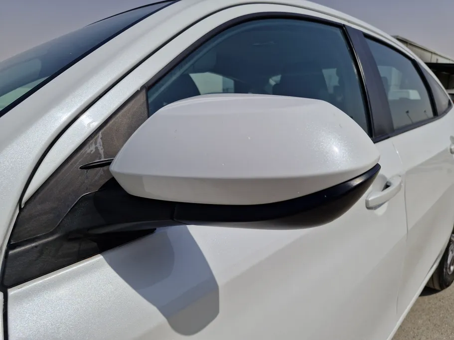 2023 Toyota Yaris  Y 