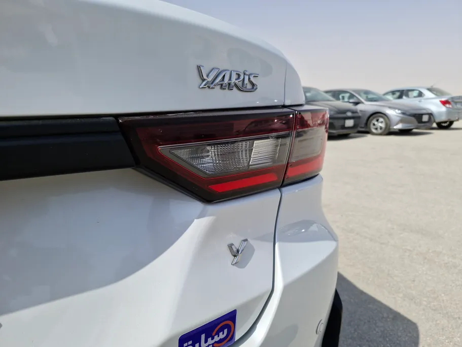 2023 Toyota Yaris  Y 