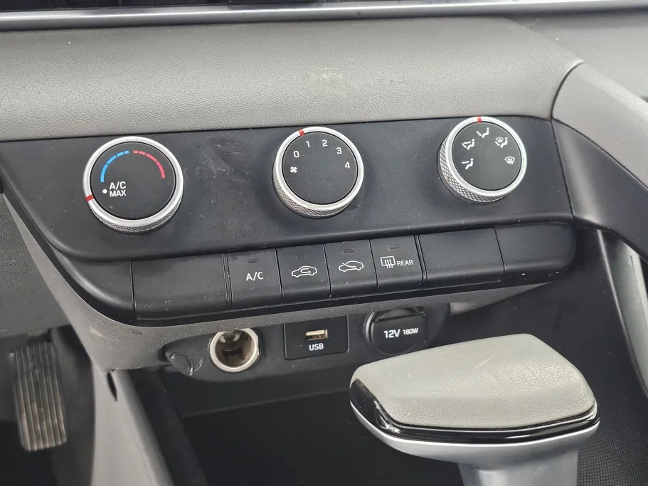 2021 Hyundai Elantra Fleet 